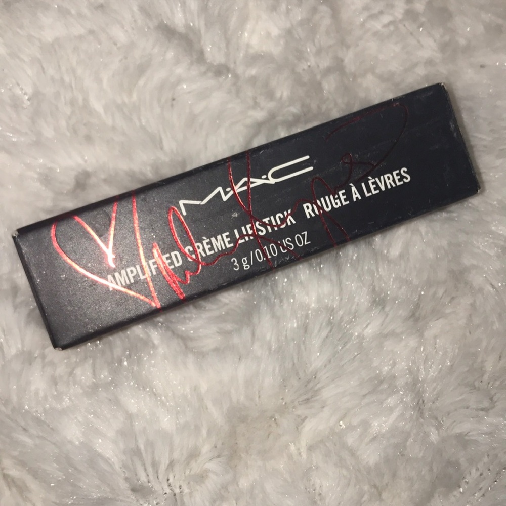 LIMITED EDITION VIVA GLAM LIPSTICK